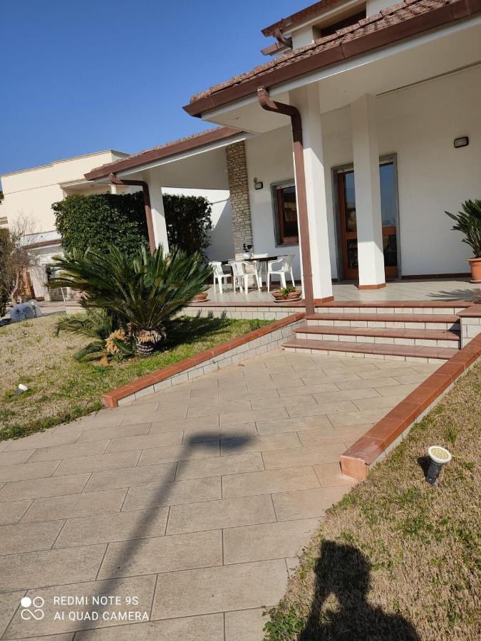 Villa Aristogatti San Pietro Vernotico Eksteriør bilde